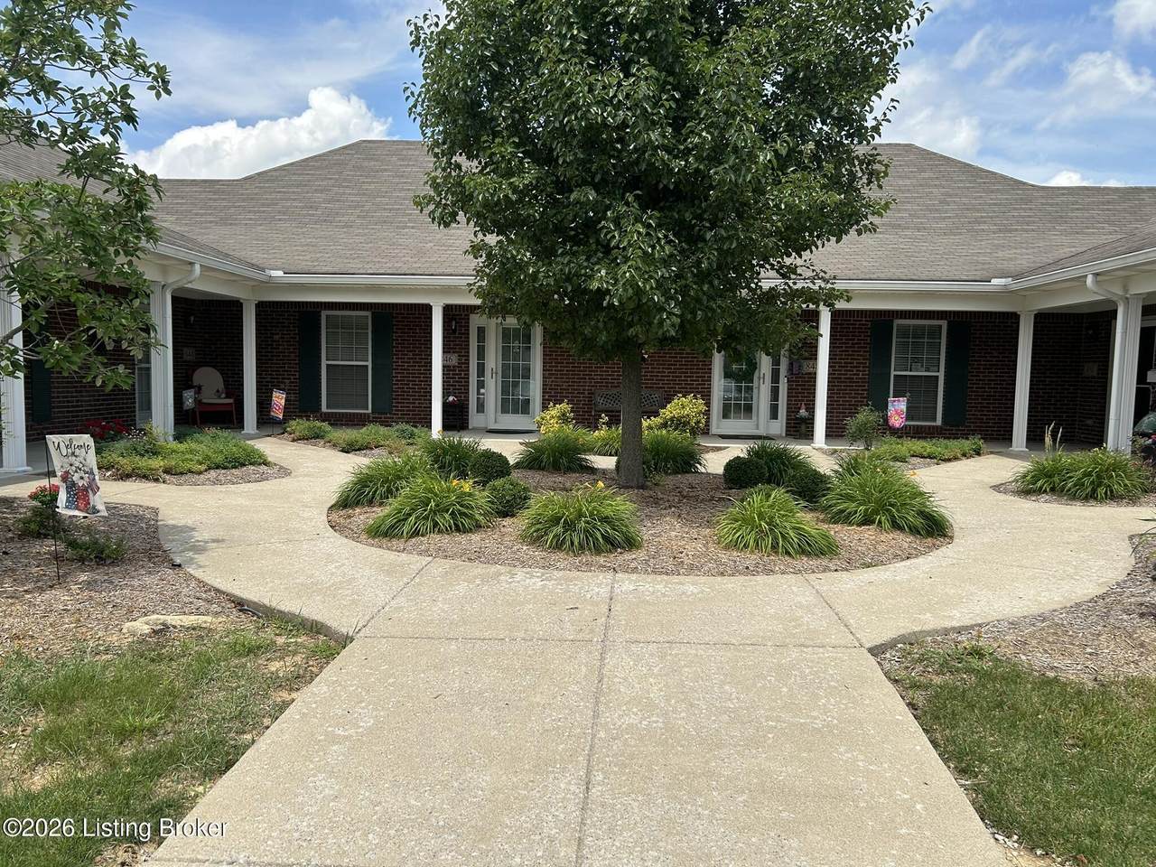 850 Garden Pointe Dr - Photo 1