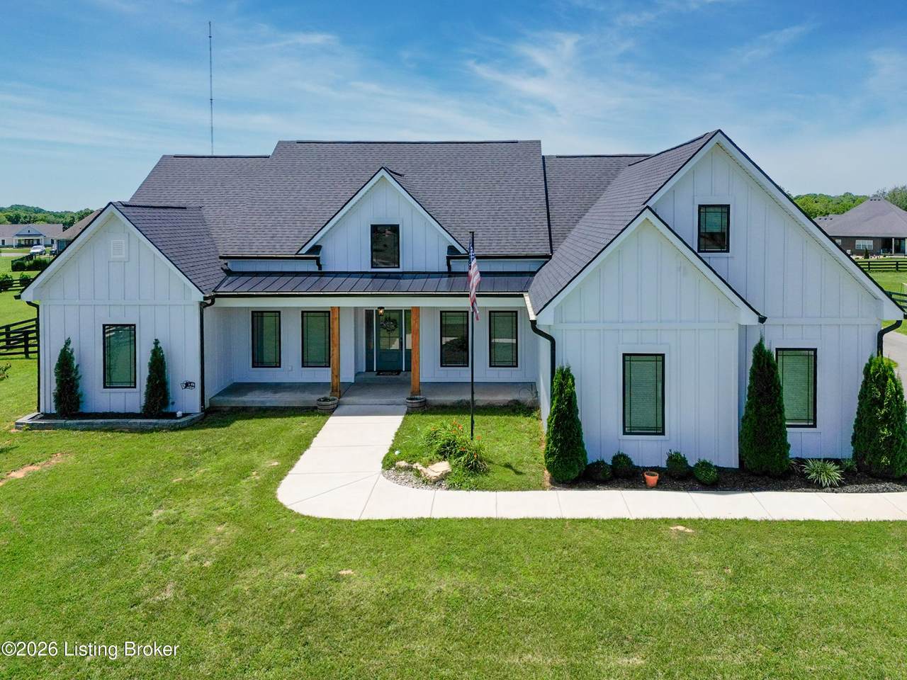 4920 Sycamore Run Dr - Photo 1