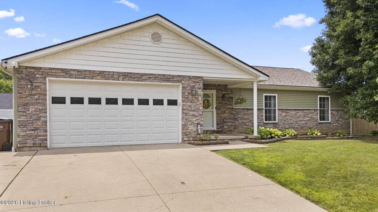 121 Mourning Dove Dr - Photo 1