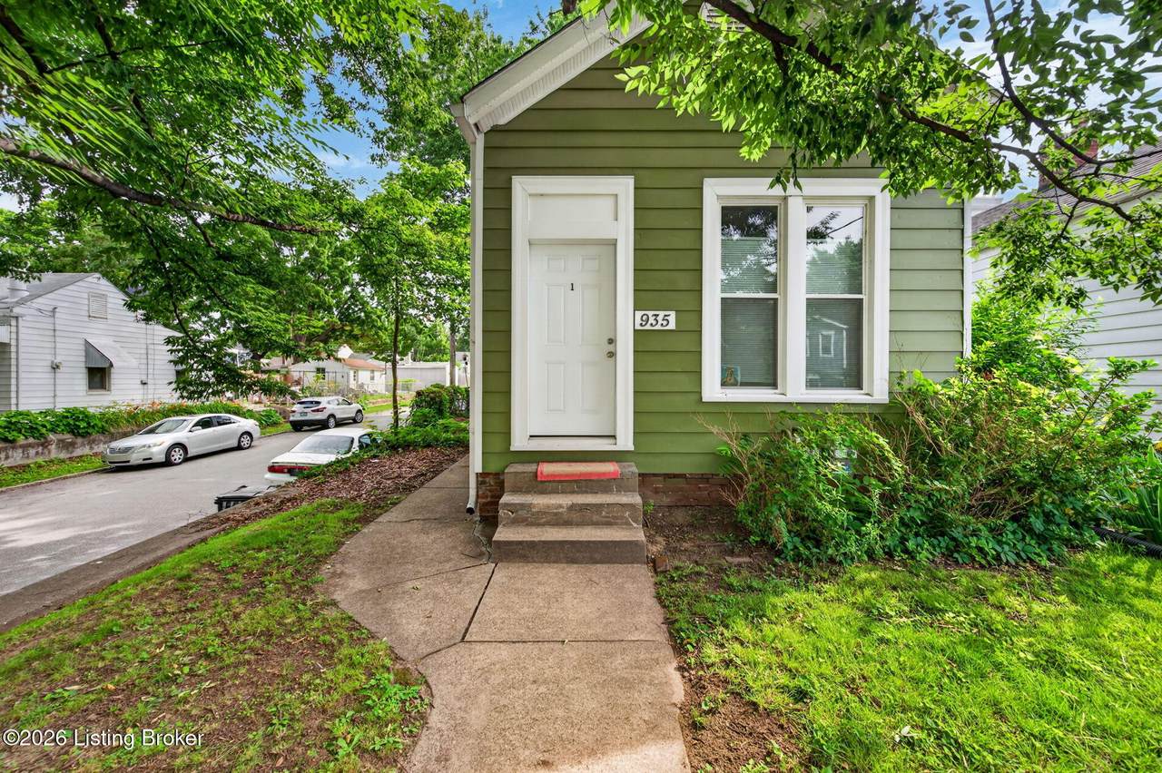 935 Samuel St - Photo 1