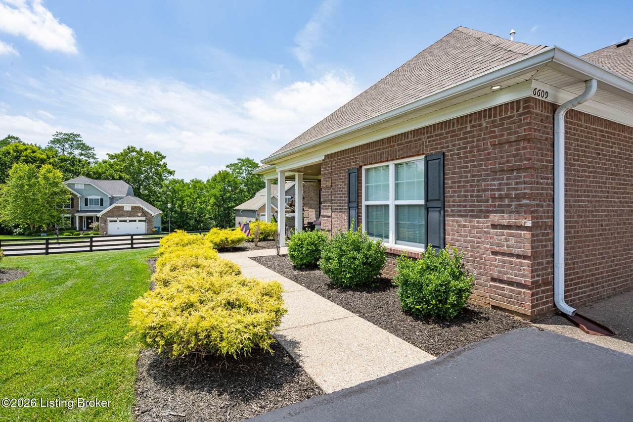 https://bt-photos.global.ssl.fastly.net/louisville/1280_boomver_1_1722487-2.jpg