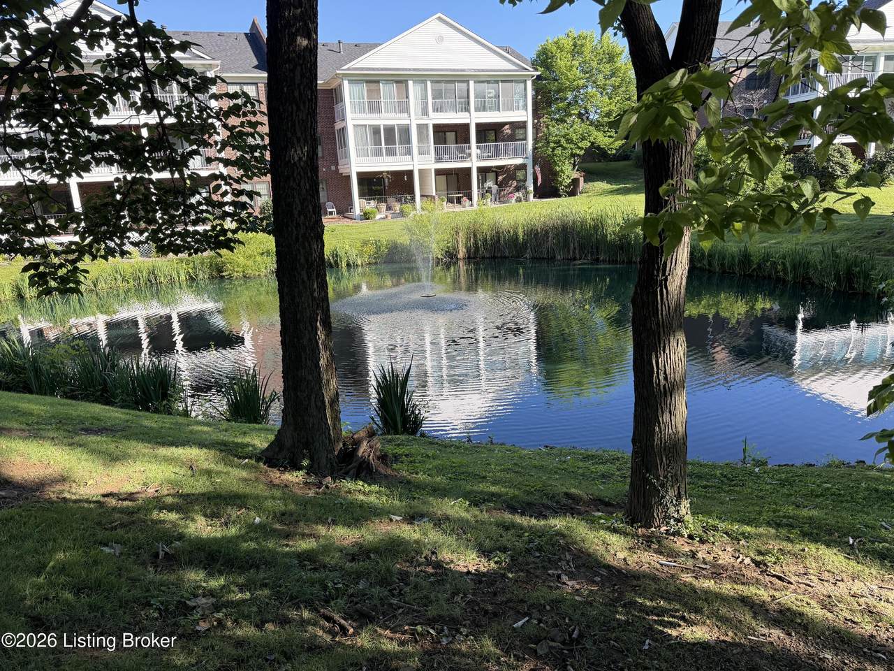 1278 Parkway Gardens Ct - Photo 1