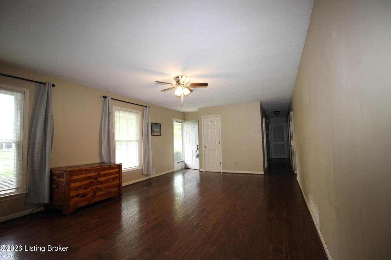 https://bt-photos.global.ssl.fastly.net/louisville/1280_boomver_1_1722694-2.jpg