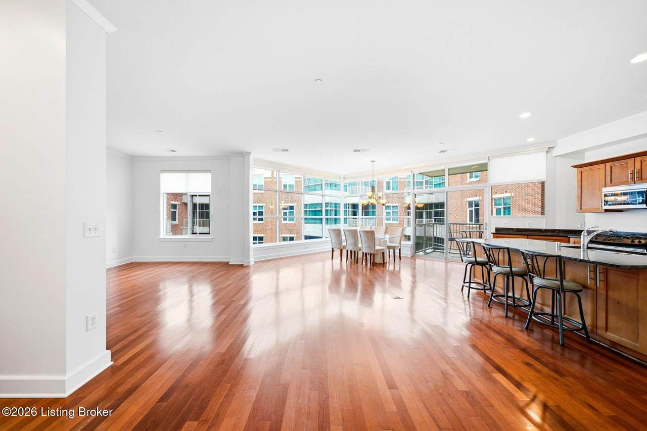 324 Main St - Photo 1