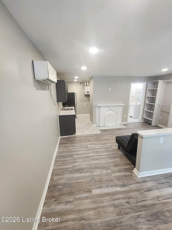 https://bt-photos.global.ssl.fastly.net/louisville/1280_boomver_1_1723257-2.jpg