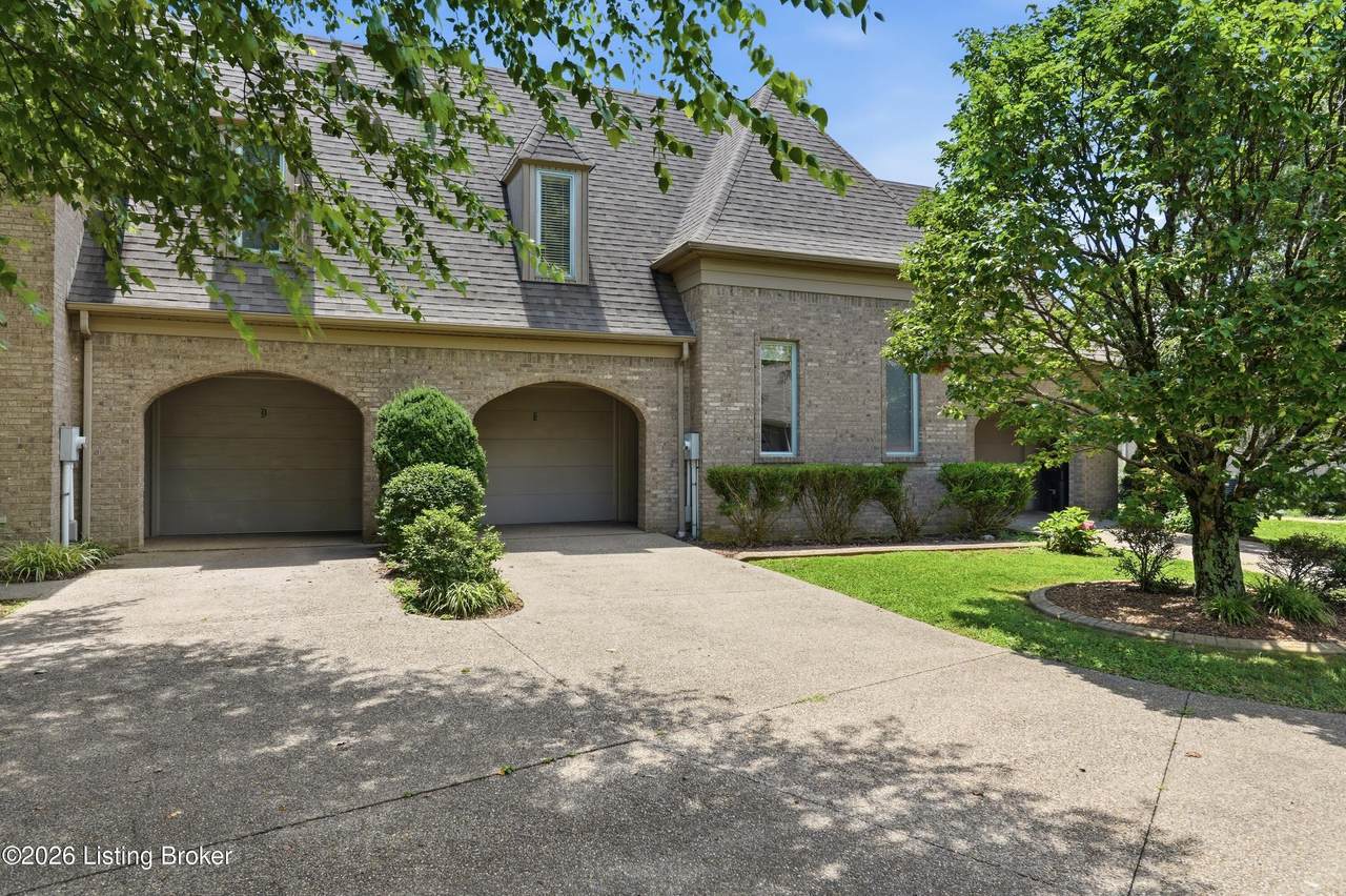 115 Manor Ave - Photo 1