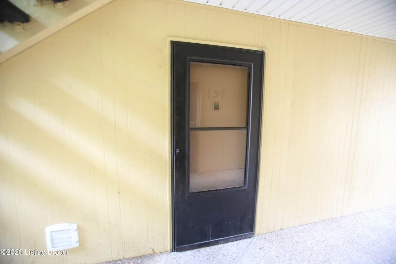 https://bt-photos.global.ssl.fastly.net/louisville/1280_boomver_1_1723731-2.jpg