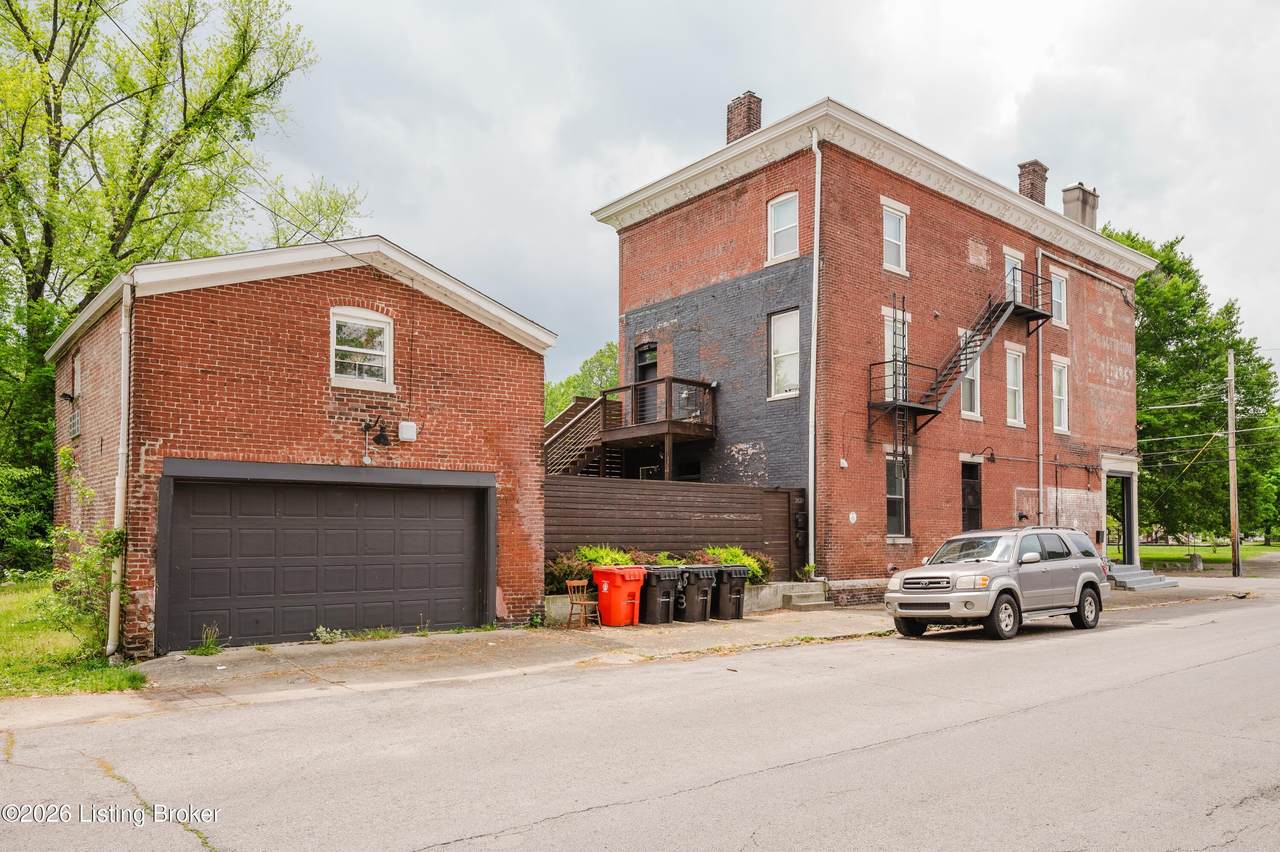 https://bt-photos.global.ssl.fastly.net/louisville/1280_boomver_1_1723784-2.jpg