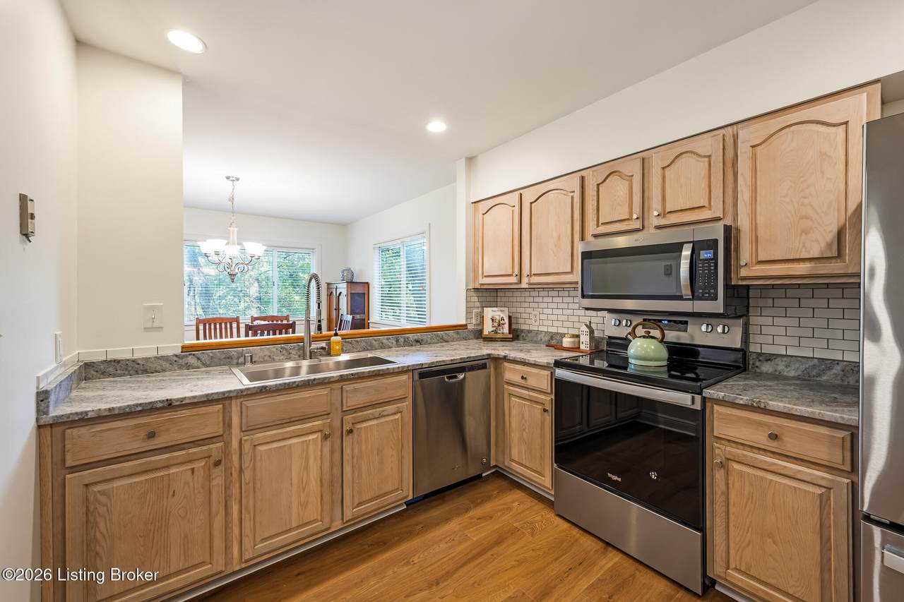 750 Zorn Ave - Photo 1