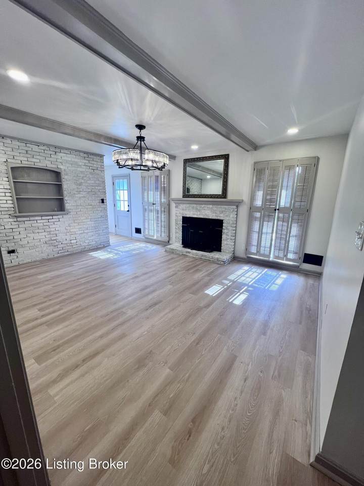 https://bt-photos.global.ssl.fastly.net/louisville/1280_boomver_1_1724309-2.jpg