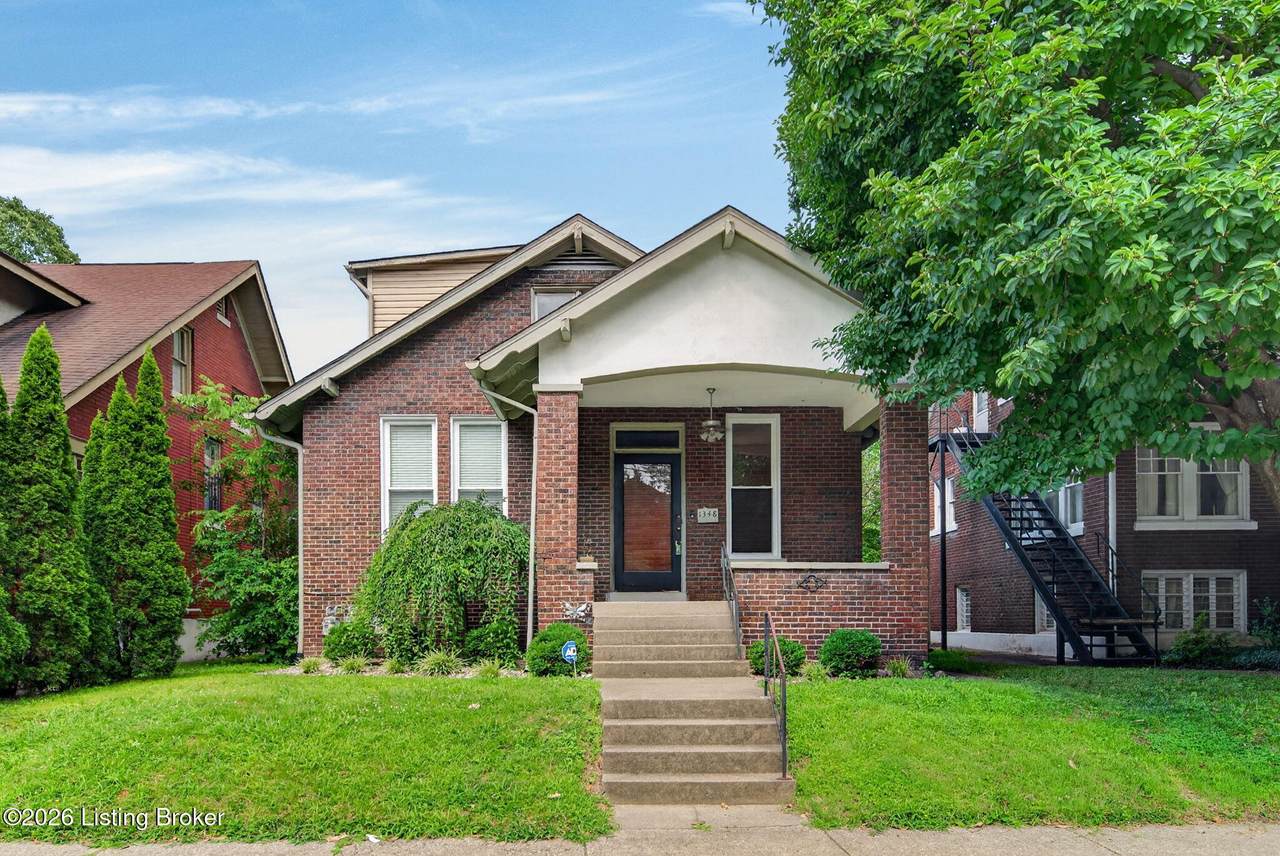 1348 Brook St - Photo 1