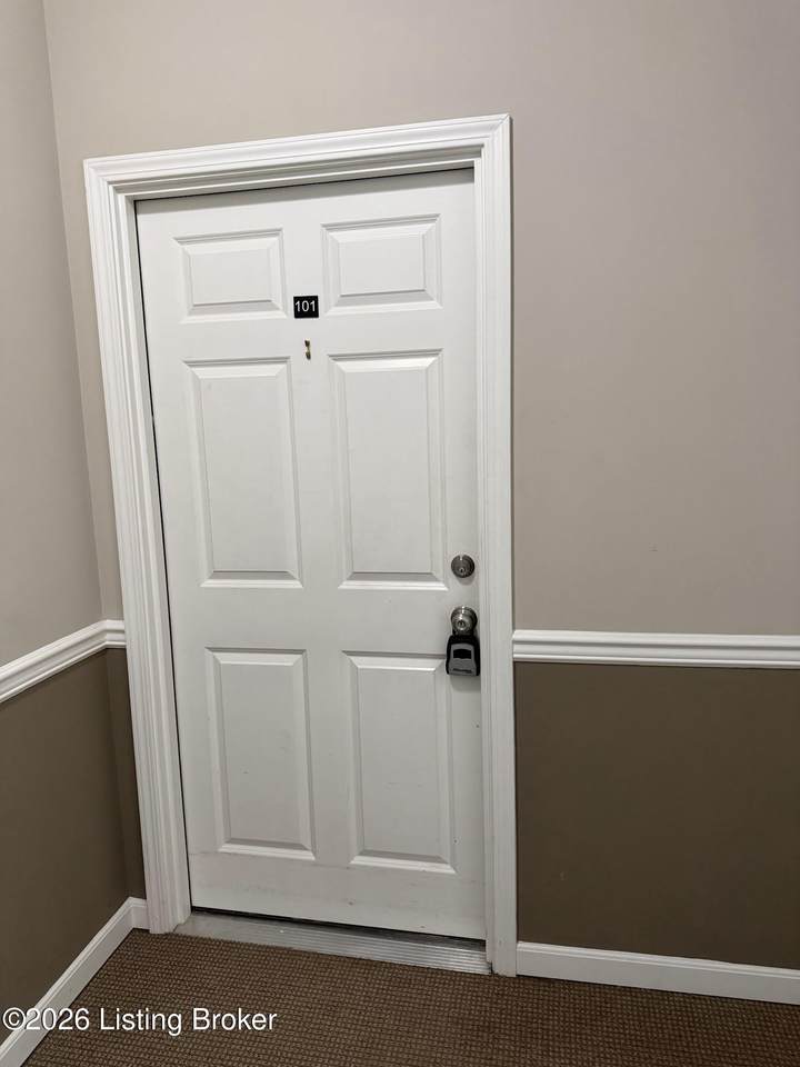 https://bt-photos.global.ssl.fastly.net/louisville/1280_boomver_1_1724704-2.jpg
