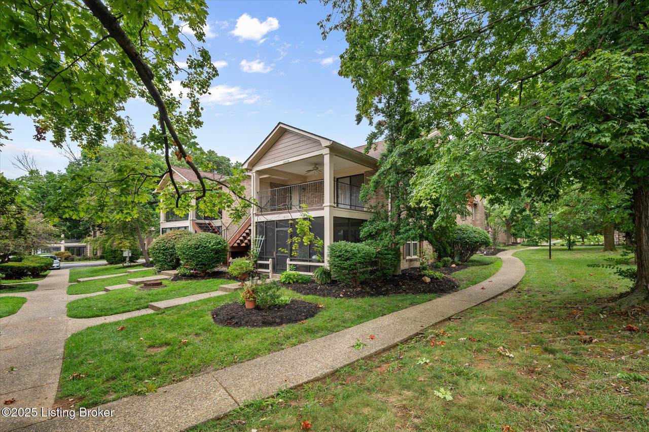 10339 Shelbyville Rd - Photo 1
