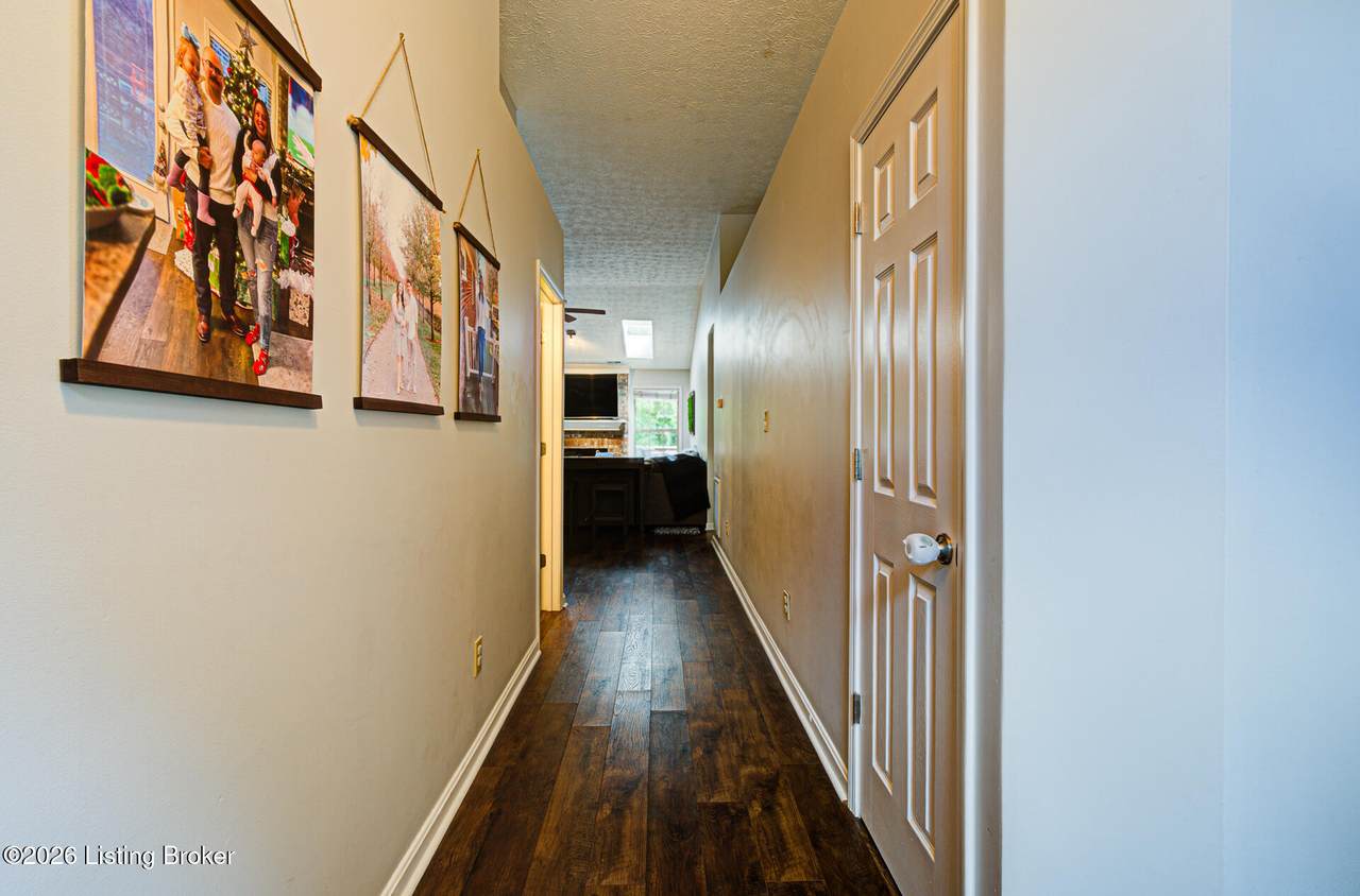 https://bt-photos.global.ssl.fastly.net/louisville/1280_boomver_1_1725515-2.jpg