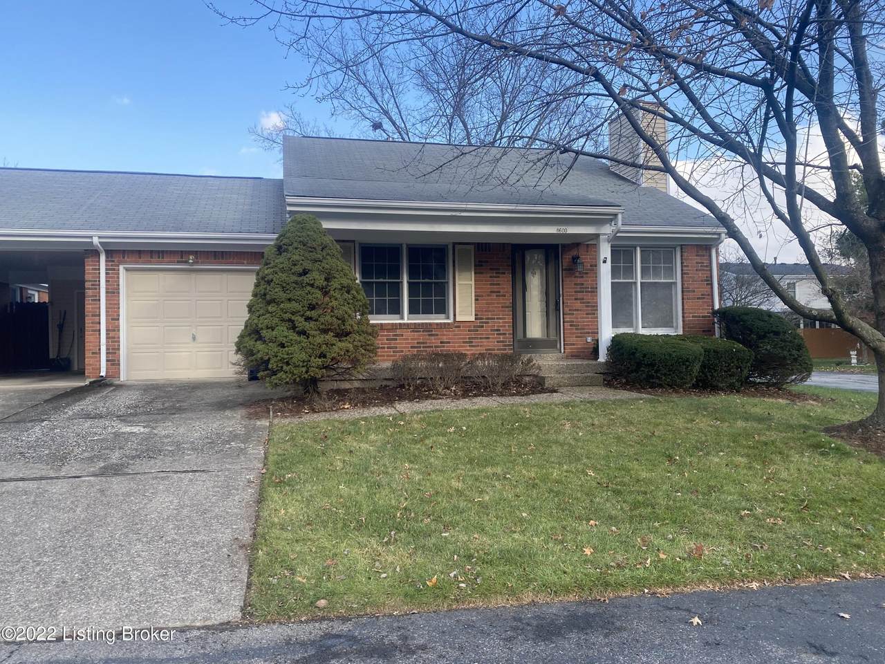 8600 Tannen Dr - Photo 1