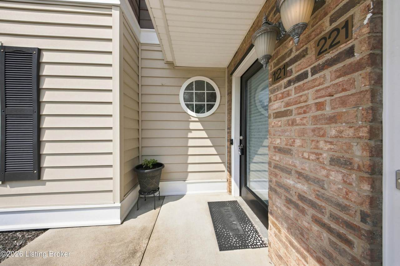 https://bt-photos.global.ssl.fastly.net/louisville/1280_boomver_1_1726389-2.jpg
