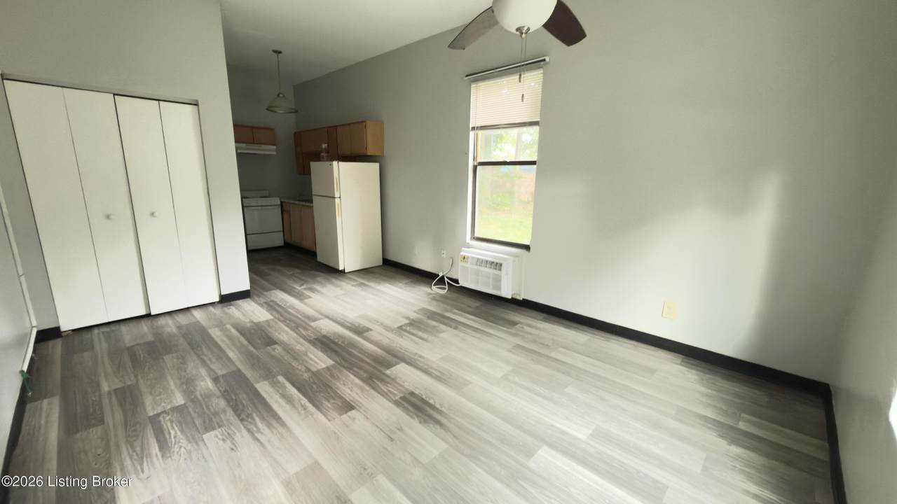 https://bt-photos.global.ssl.fastly.net/louisville/1280_boomver_1_1726671-2.jpg