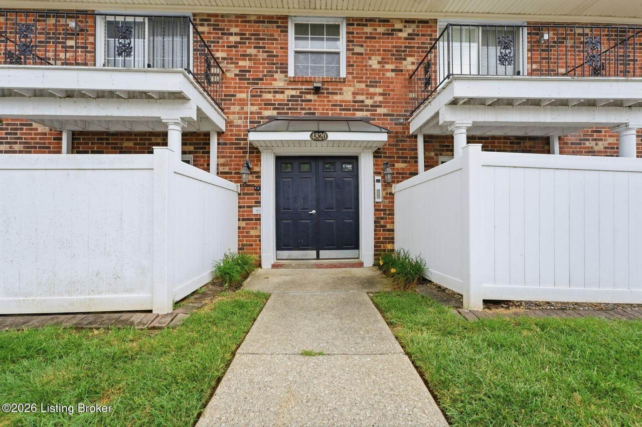 4820 Westmar Terrace - Photo 1