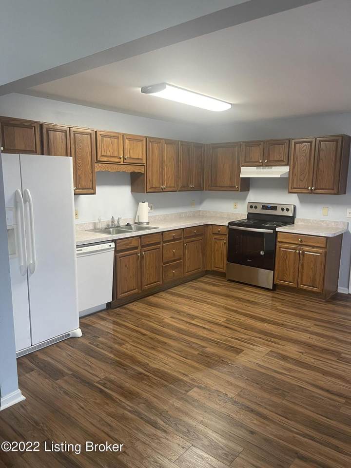 https://bt-photos.global.ssl.fastly.net/louisville/1280_boomver_1_1727174-2.jpg