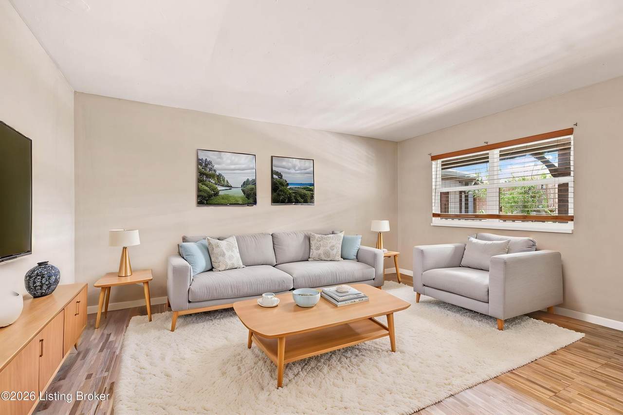 221 Clifton Ave - Photo 1