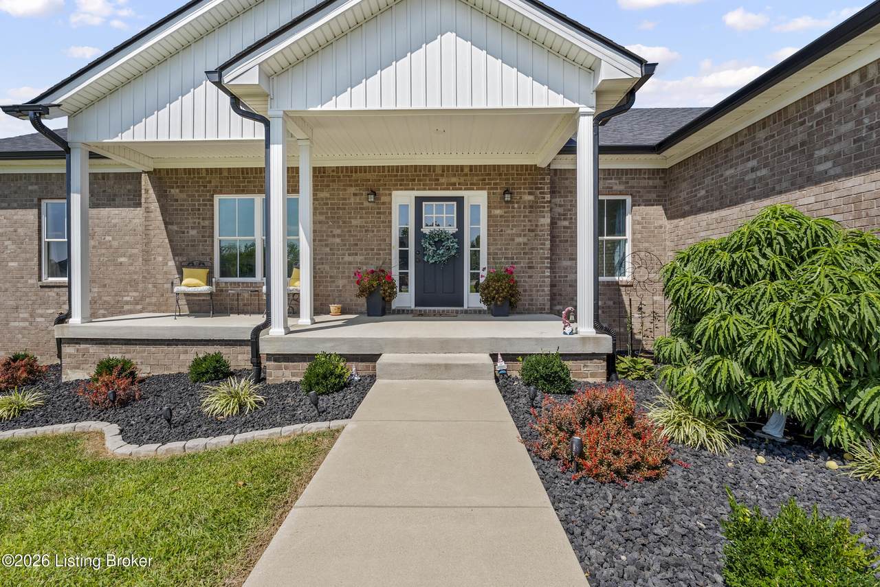 https://bt-photos.global.ssl.fastly.net/louisville/1280_boomver_1_1727378-2.jpg