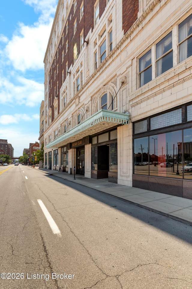 https://bt-photos.global.ssl.fastly.net/louisville/1280_boomver_1_1727493-2.jpg