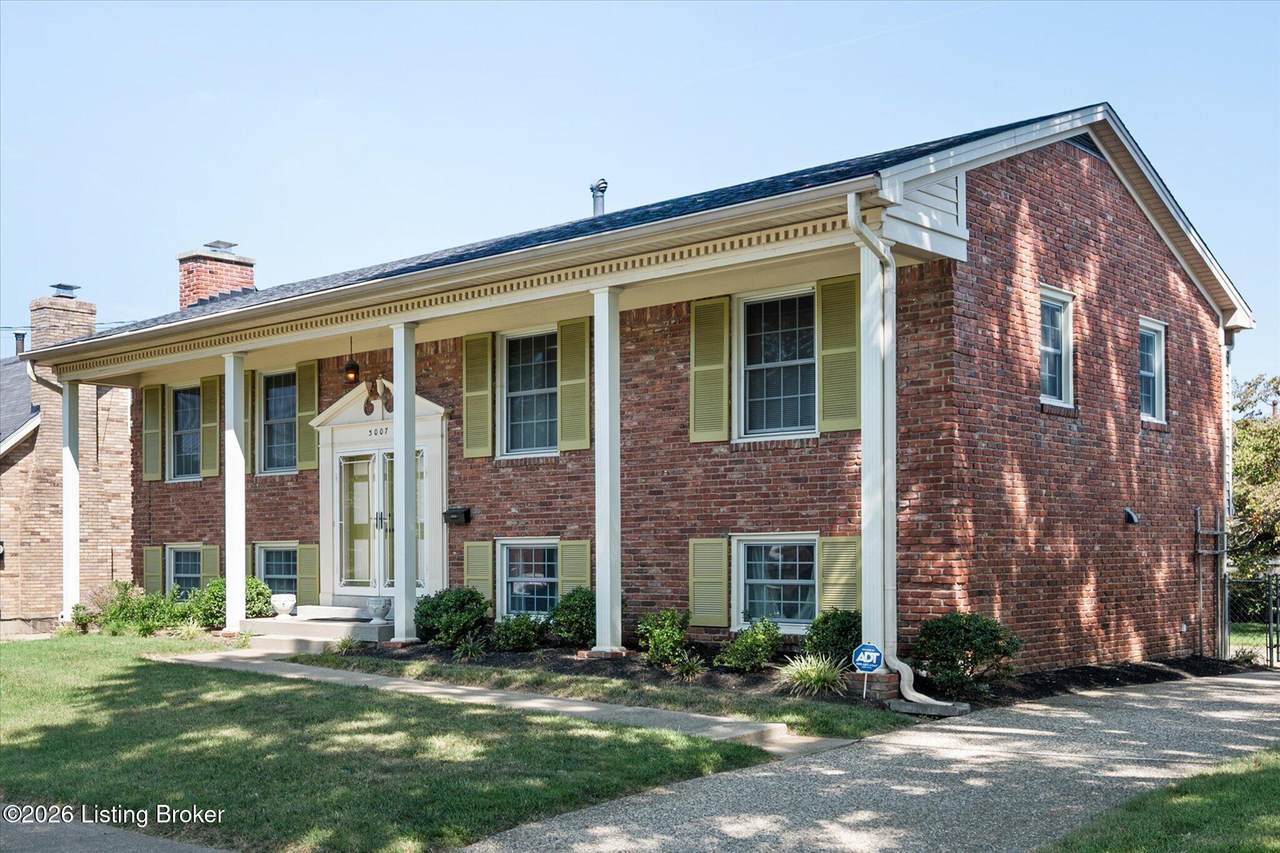 3007 Cromarty Way - Photo 1