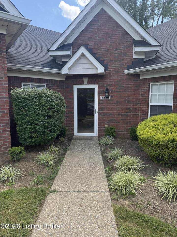 7220 Michael Benjamin Cir - Photo 1