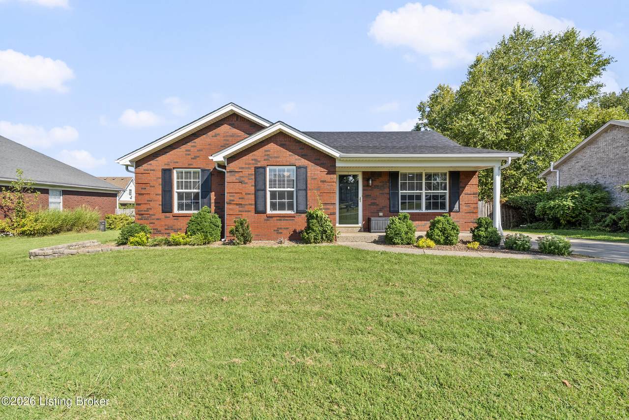 168 Fern Way - Photo 1