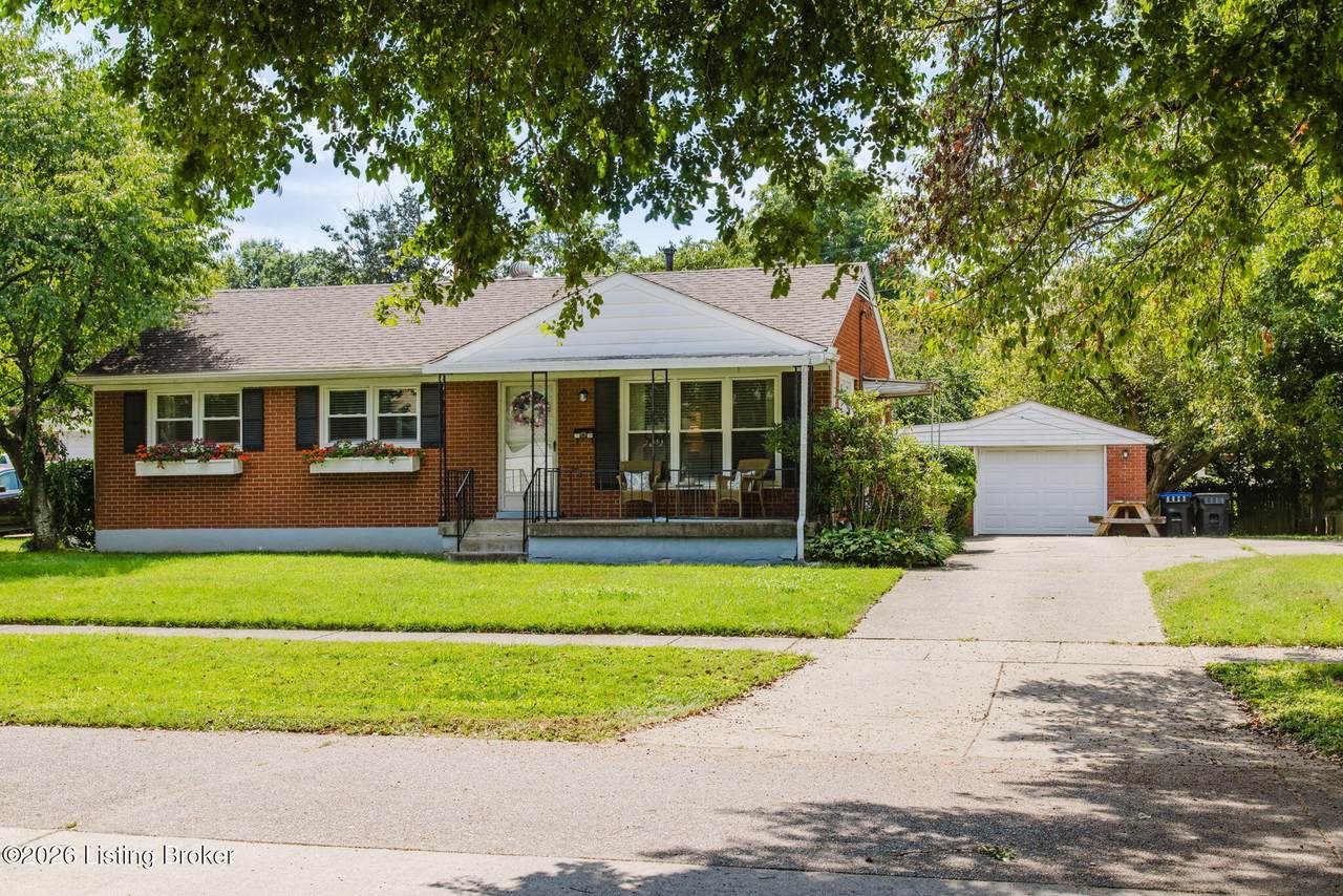 3105 Iris Way - Photo 1