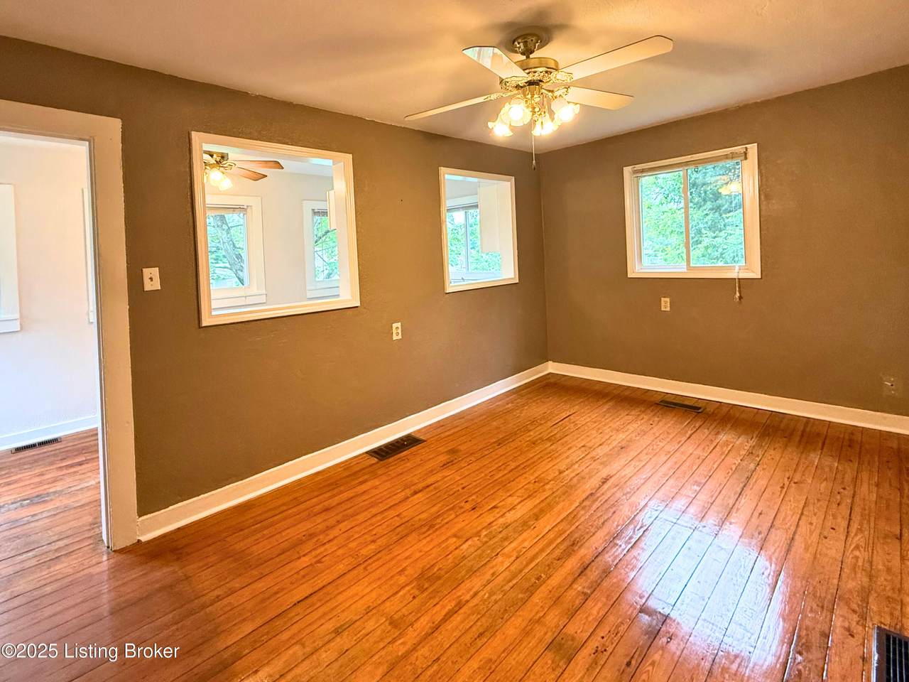 https://bt-photos.global.ssl.fastly.net/louisville/1280_boomver_1_1728261-2.jpg
