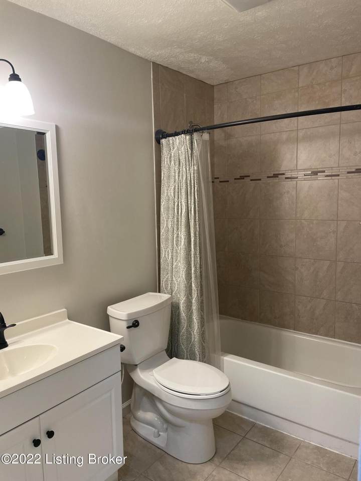 https://bt-photos.global.ssl.fastly.net/louisville/1280_boomver_1_1728346-2.jpg