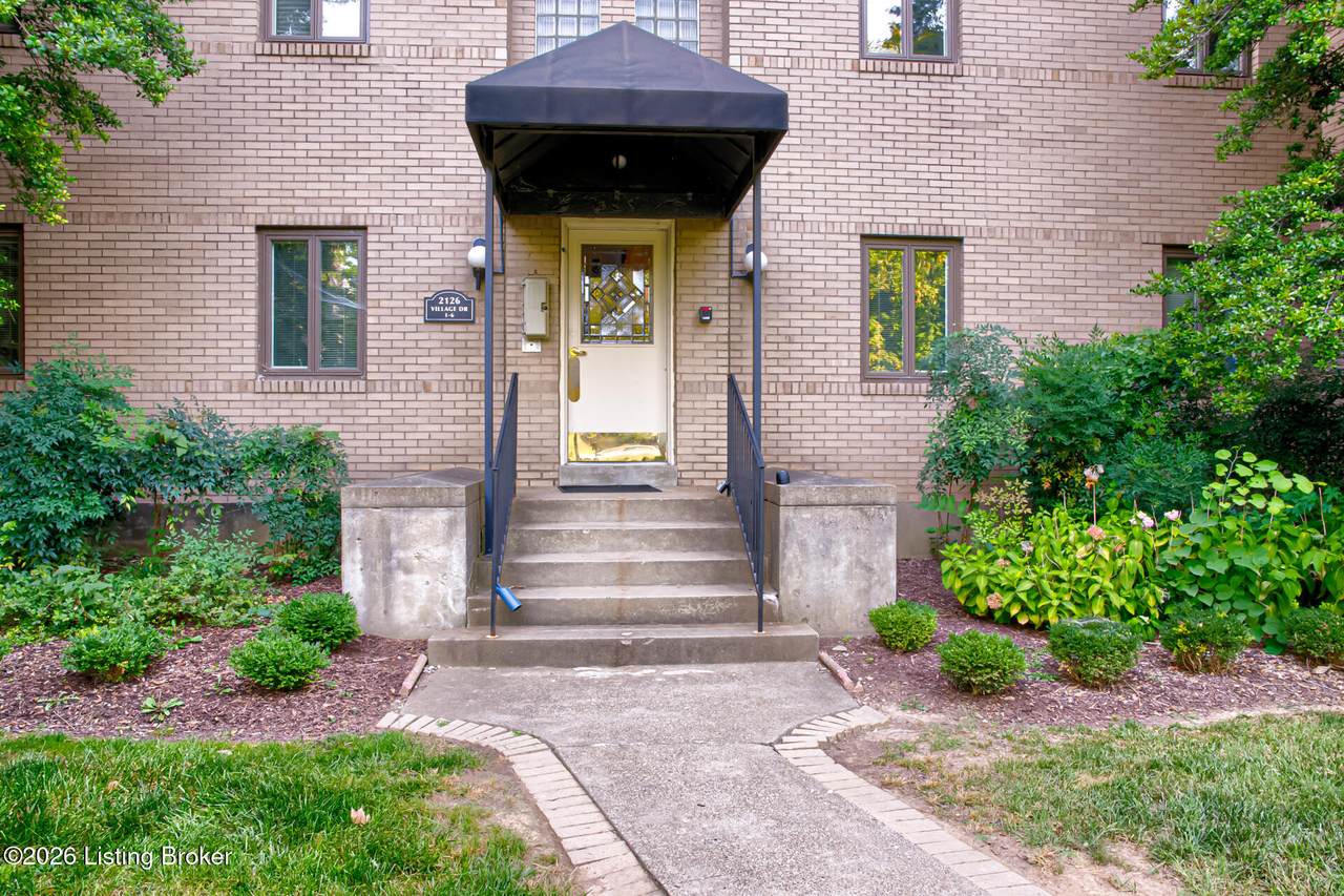https://bt-photos.global.ssl.fastly.net/louisville/1280_boomver_1_1728348-2.jpg