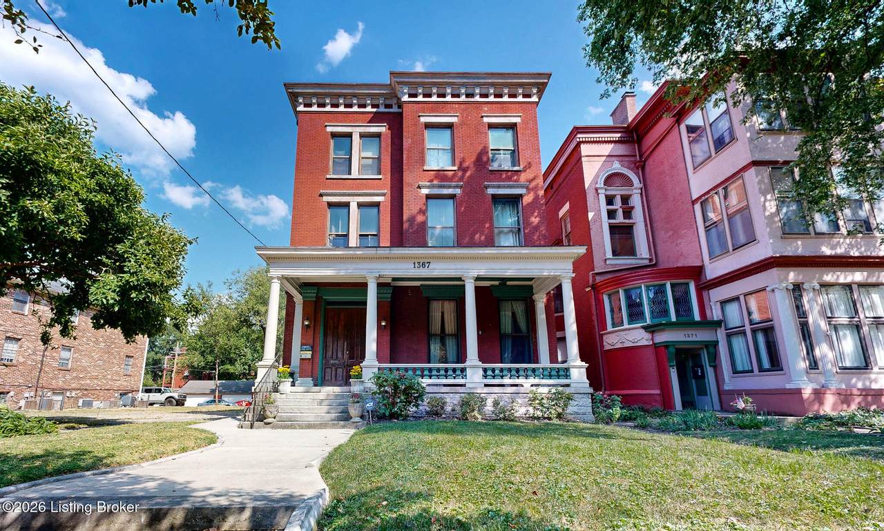 1367 4th St - Photo 1