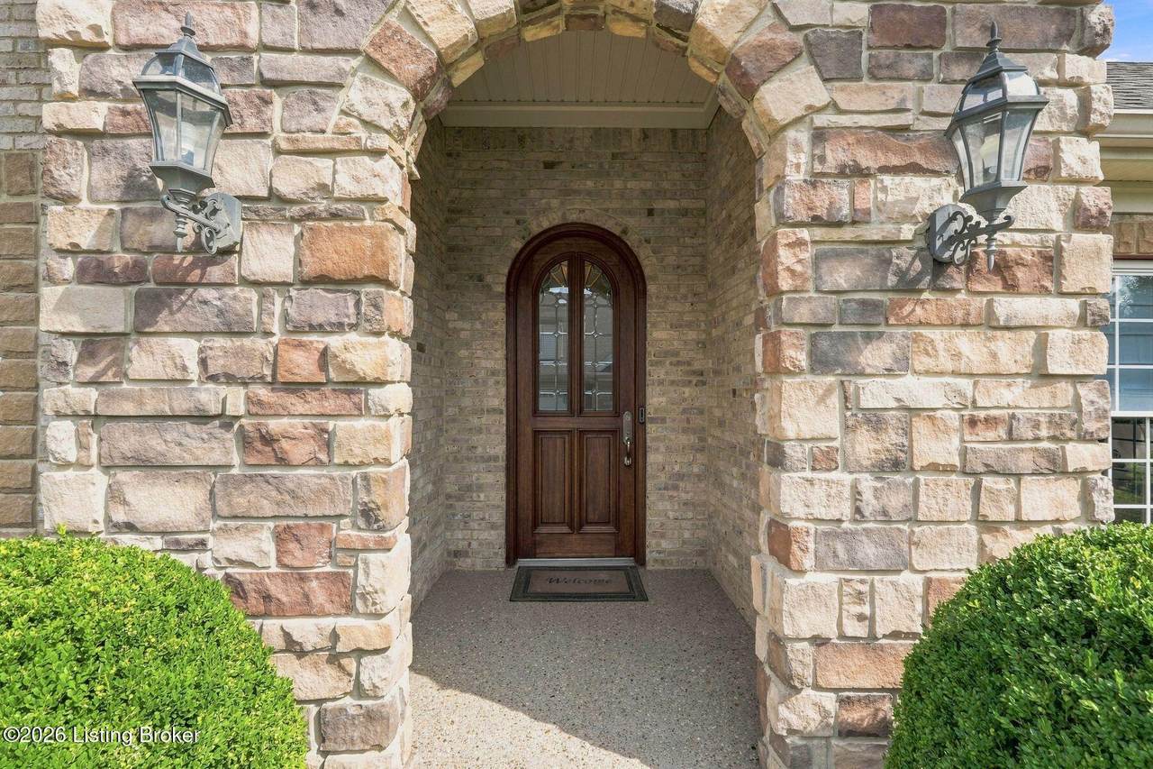 https://bt-photos.global.ssl.fastly.net/louisville/1280_boomver_1_1728639-2.jpg