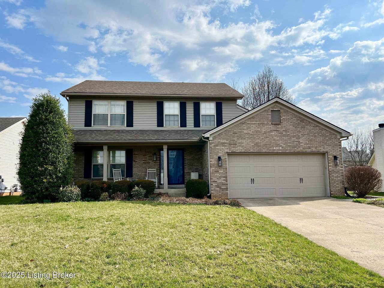 9216 Newbury Ct - Photo 1