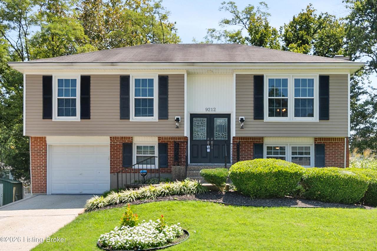 9212 Foxtail Ct - Photo 1