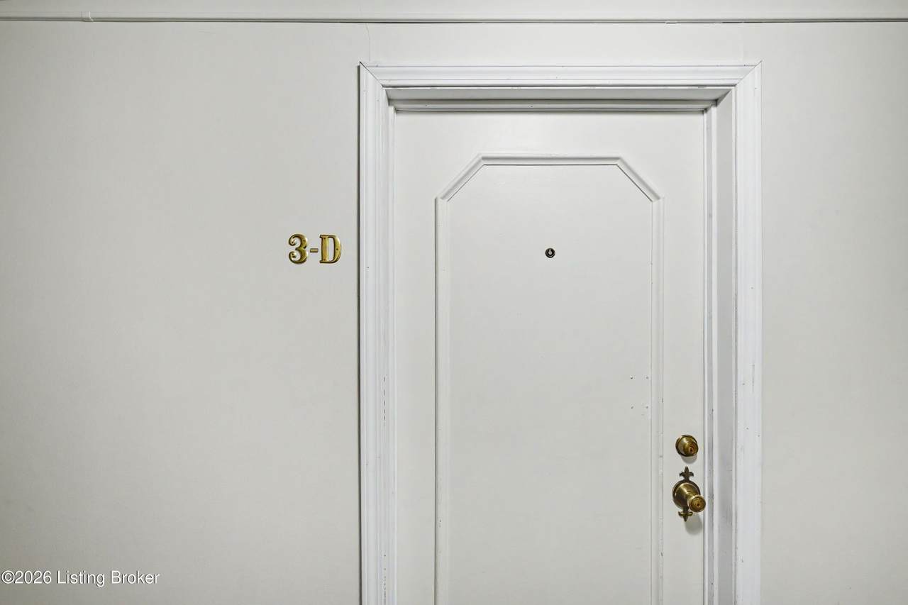 4875 Sherburn Ln - Photo 1