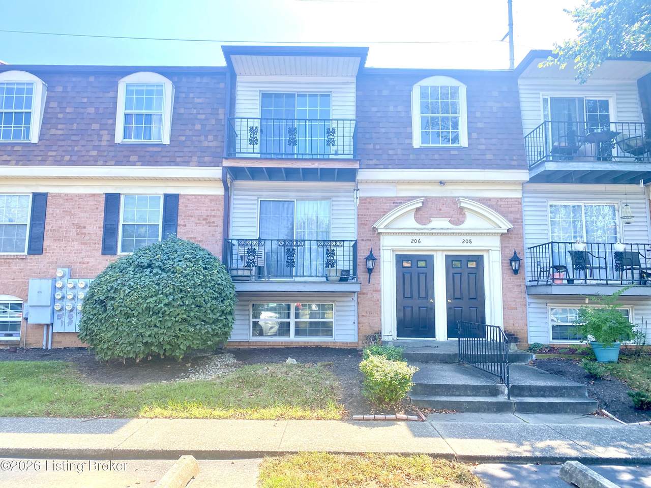 206 Flanders Ct - Photo 1