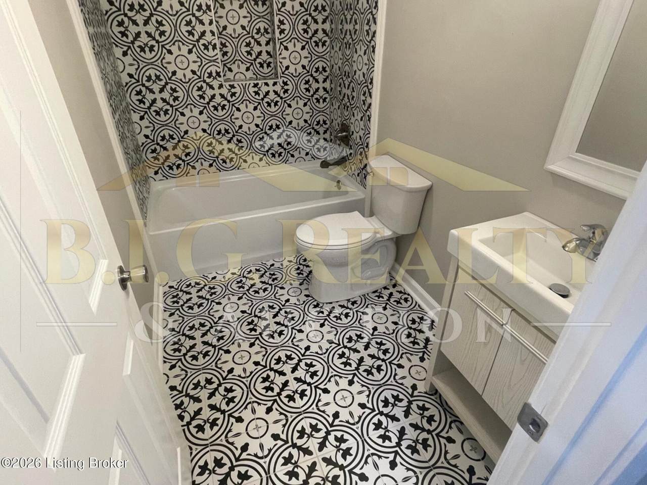 9718 Old 6 Mile Ln - Photo 1