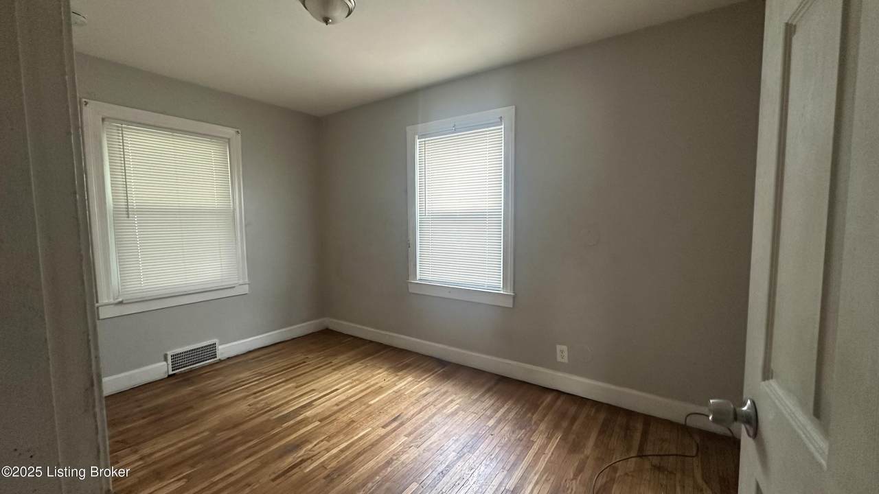 https://bt-photos.global.ssl.fastly.net/louisville/1280_boomver_1_1730043-2.jpg