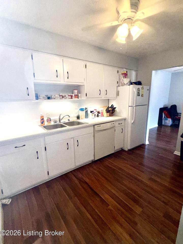 https://bt-photos.global.ssl.fastly.net/louisville/1280_boomver_1_1730253-2.jpg