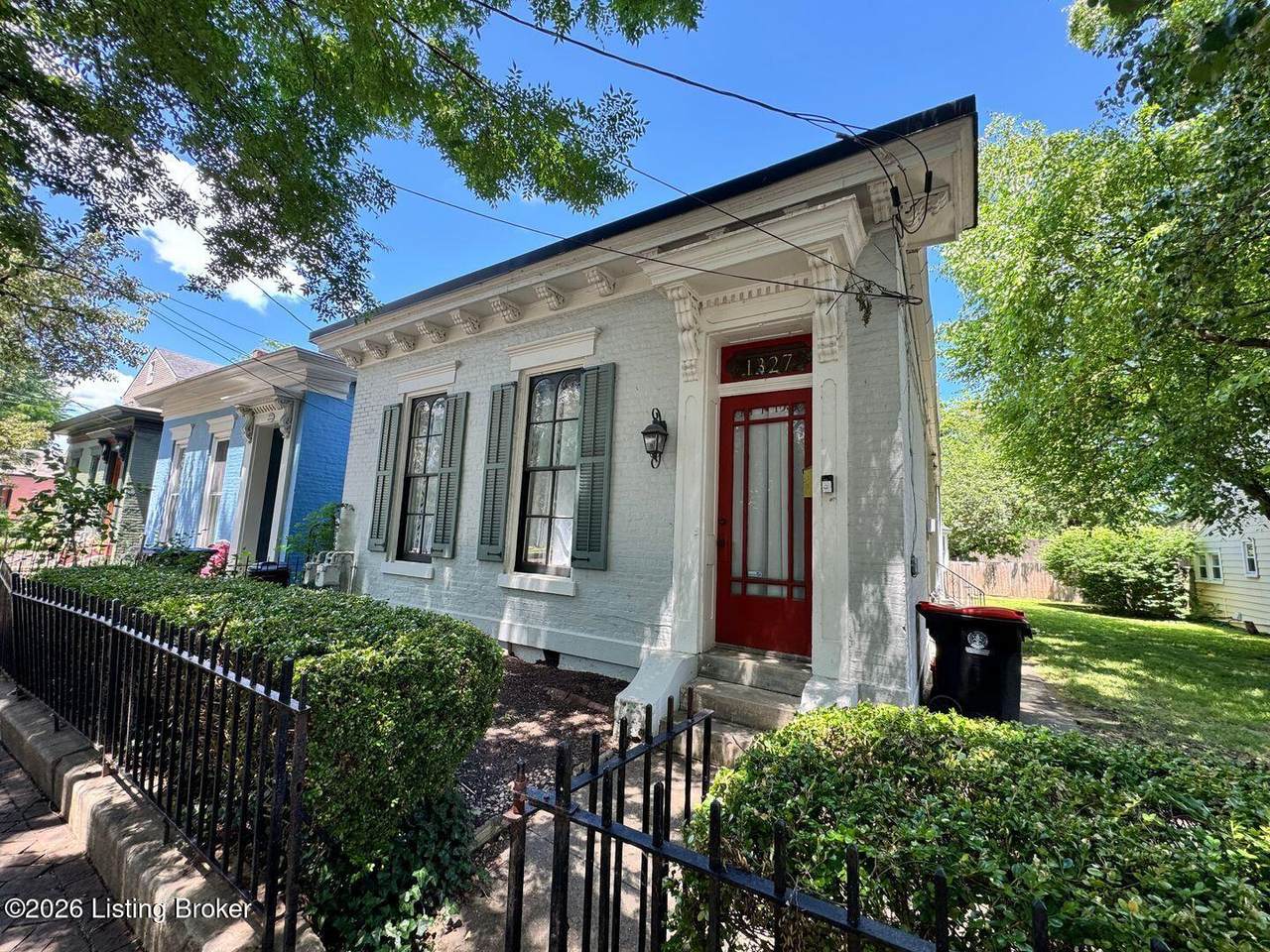 1327 Washington St - Photo 1