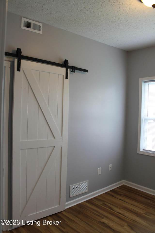 https://bt-photos.global.ssl.fastly.net/louisville/1280_boomver_1_1730478-2.jpg