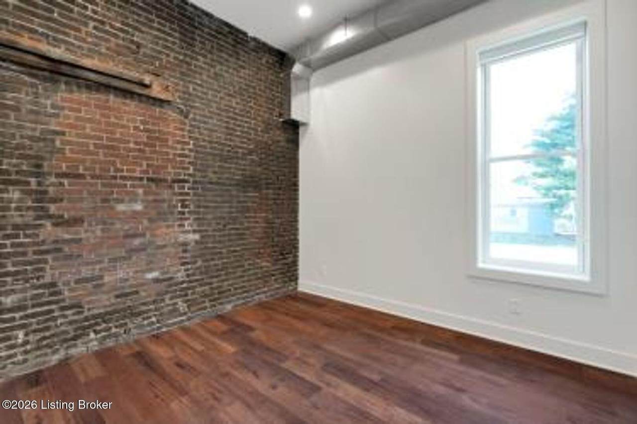 https://bt-photos.global.ssl.fastly.net/louisville/1280_boomver_1_1730648-2.jpg