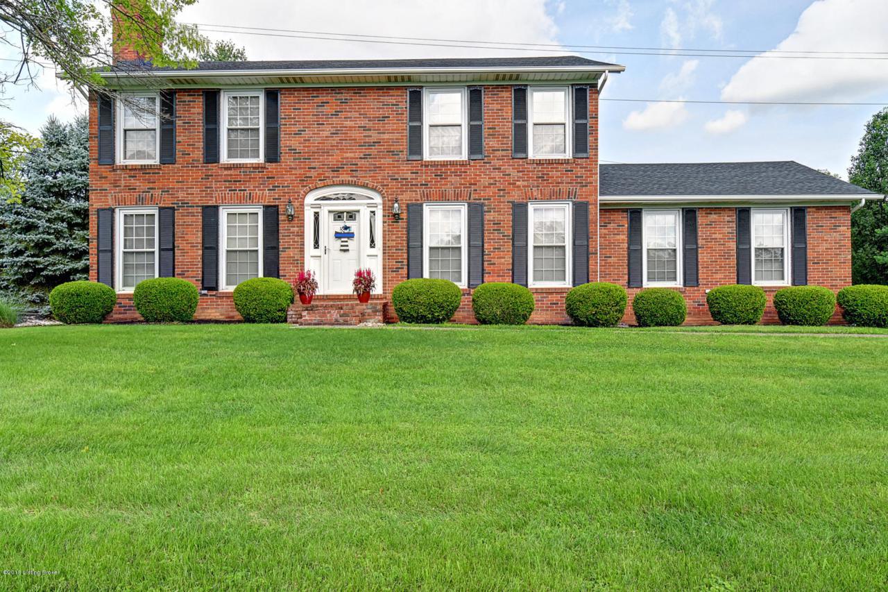 701 Nottingham Pkwy - Photo 1