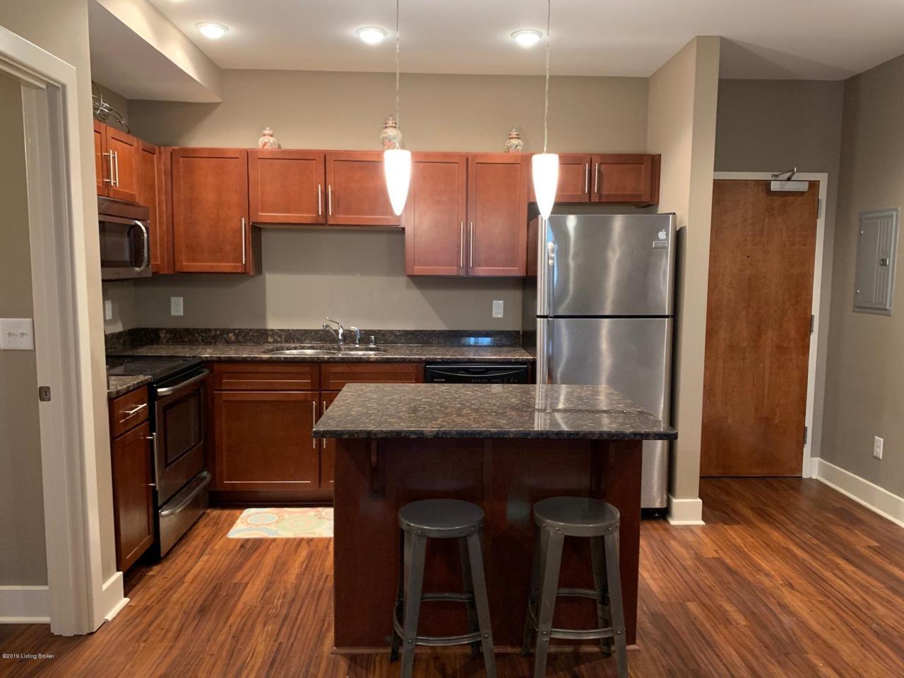 830 Main St - Photo 1