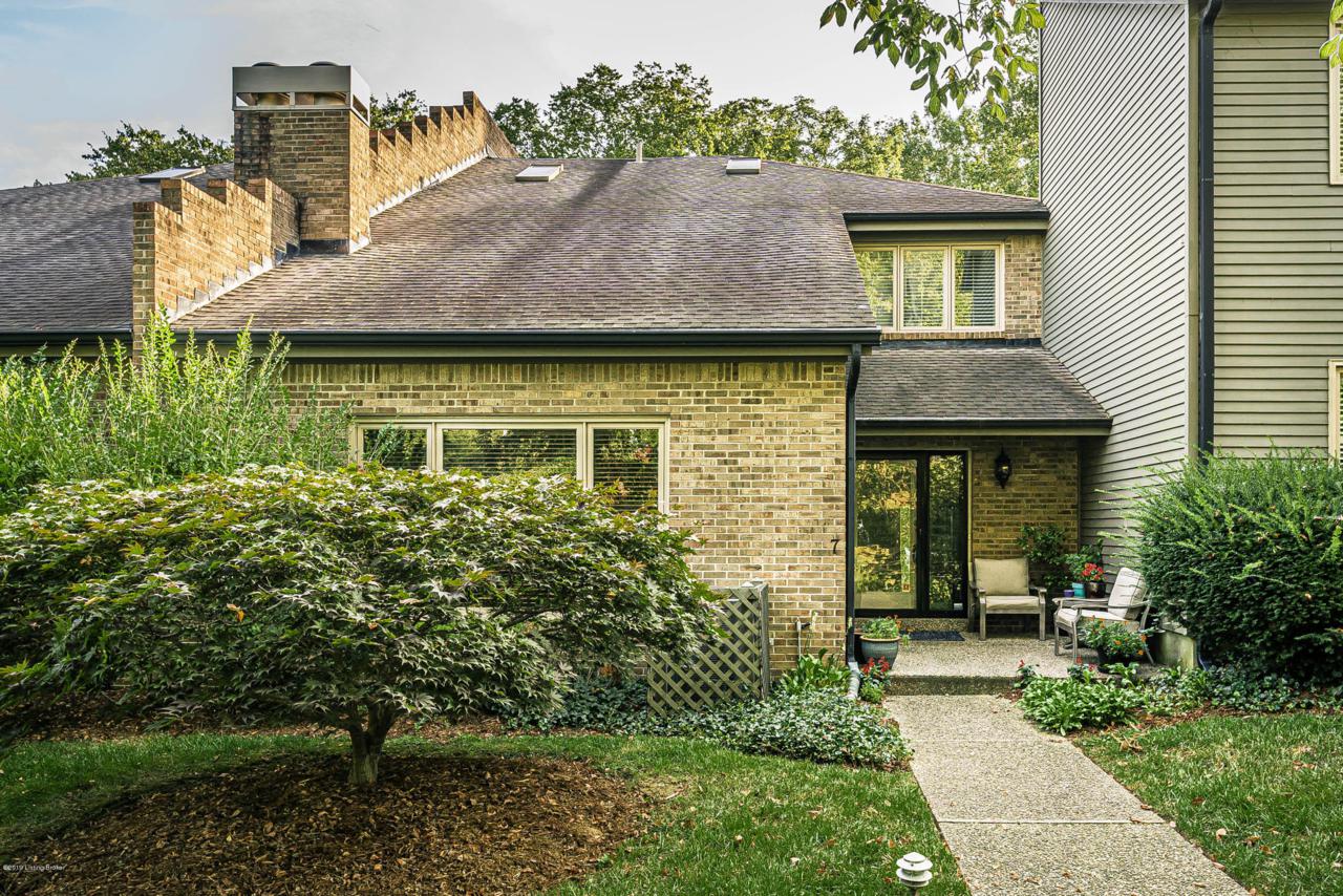 322 Zorn Ave - Photo 1