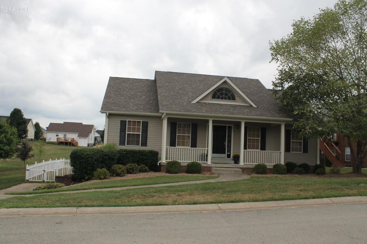 153 Redwood Dr - Photo 1