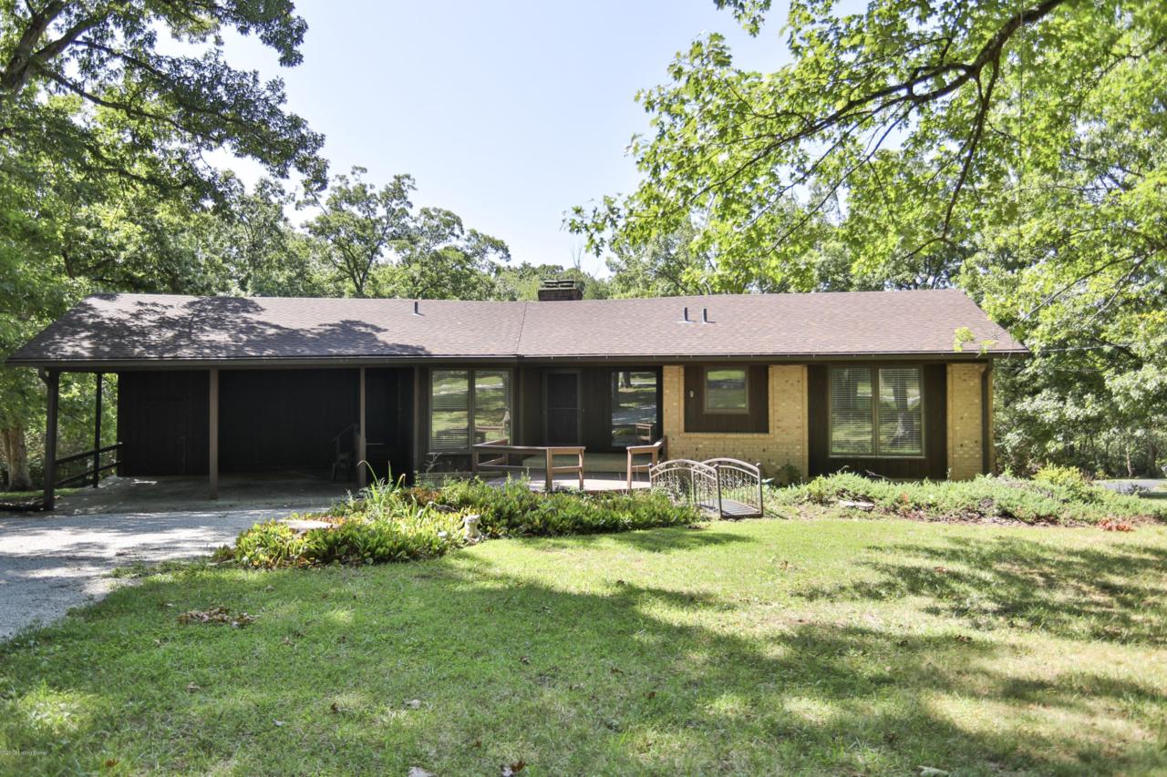 2704 Heather Ln - Photo 1
